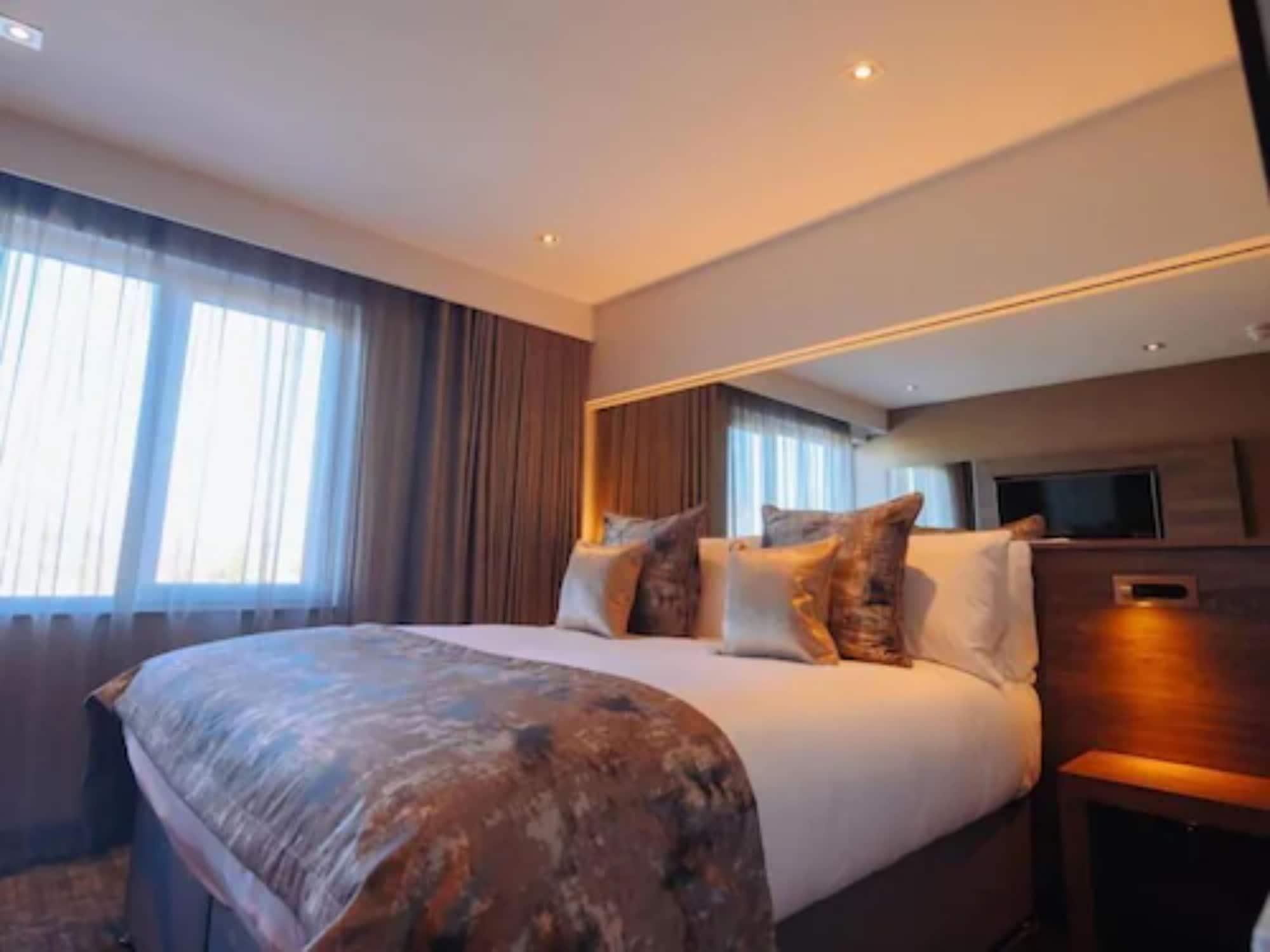 The Redhurst Hotel Glasgow Giffnock Exteriör bild
