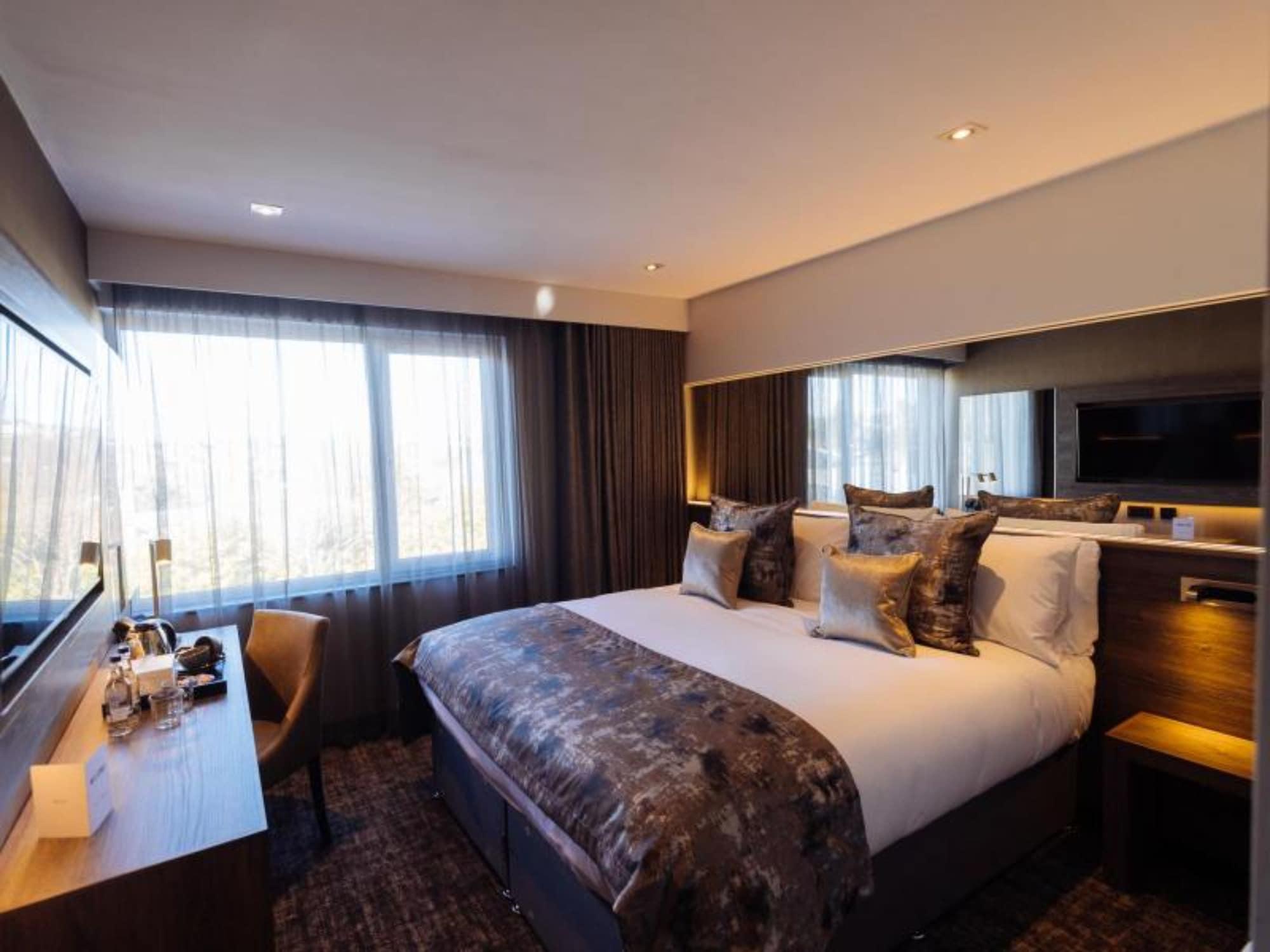 The Redhurst Hotel Glasgow Giffnock Exteriör bild