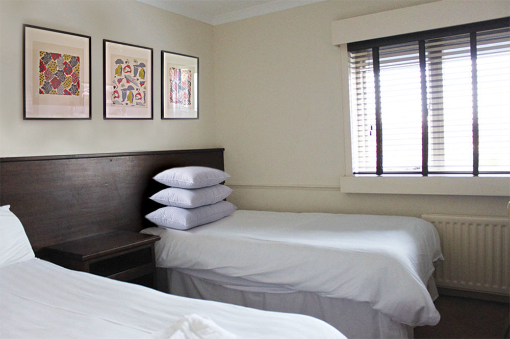 The Redhurst Hotel Glasgow Giffnock Exteriör bild